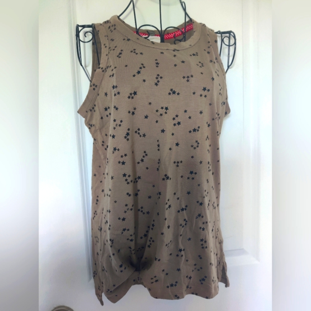 Cupio Olive with black stars tank top
